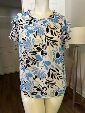 Liz Claiborne White Floral Top with Blue & Black Accents